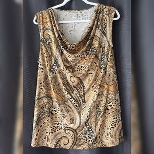 Gold paisley top